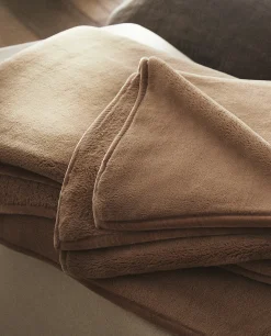 ZARA Home Short Faux Fur Blanket