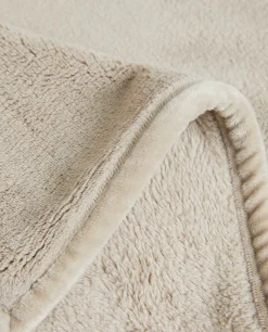 ZARA Home Short Faux Fur Blanket