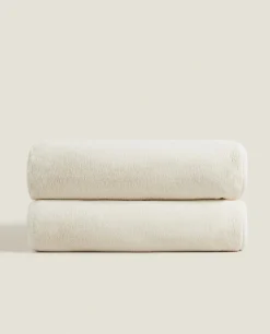 ZARA Home Short Faux Fur Blanket