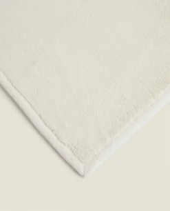 ZARA Home Short Faux Fur Blanket