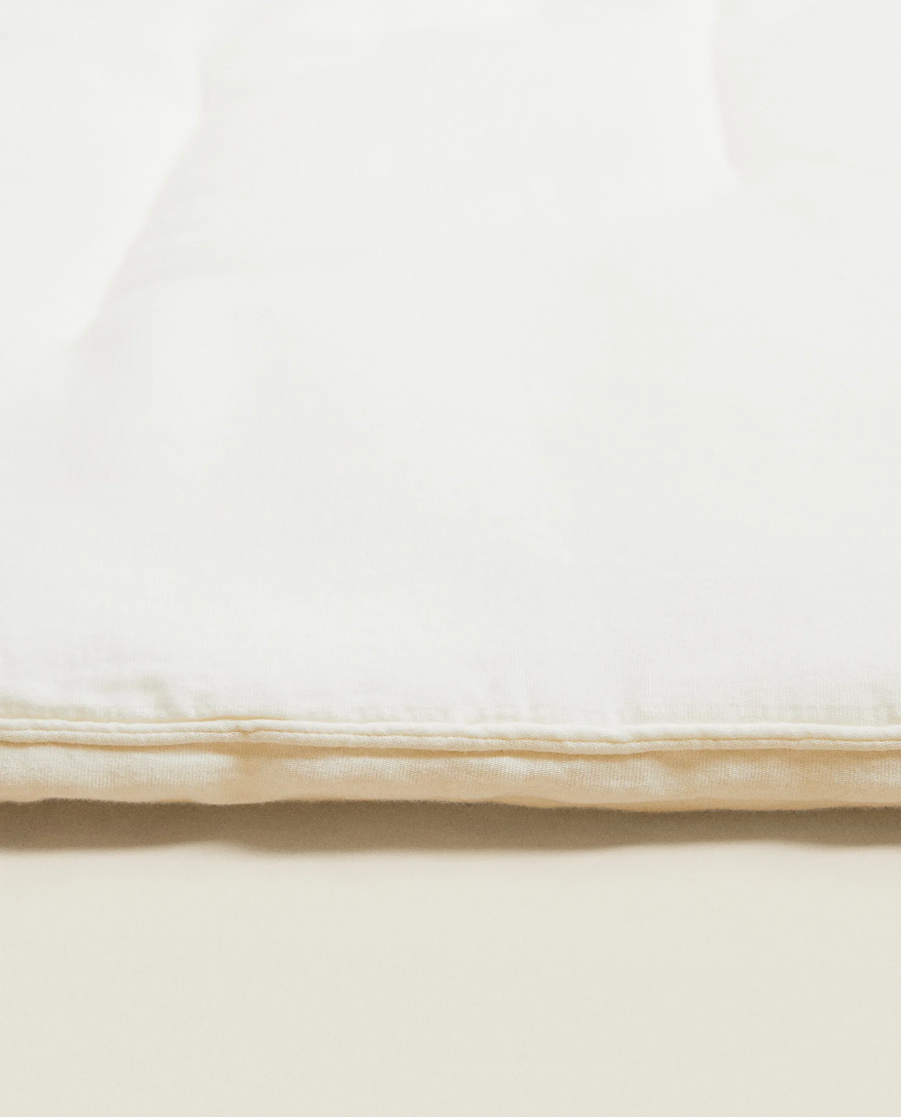 ZARA Home Solid Color Topper