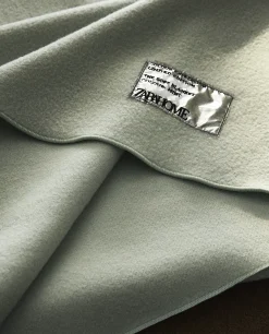 ZARA Home Solid Color Wool Blanket