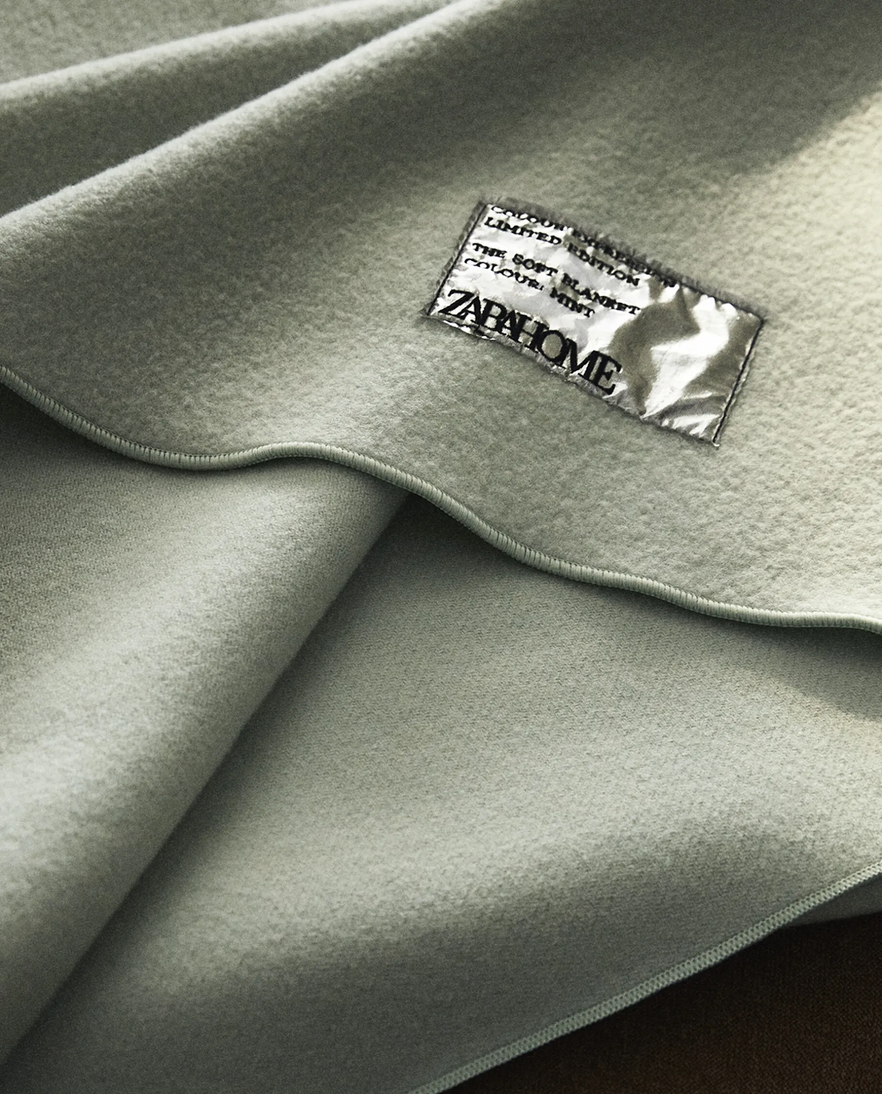ZARA Home Solid Color Wool Blanket