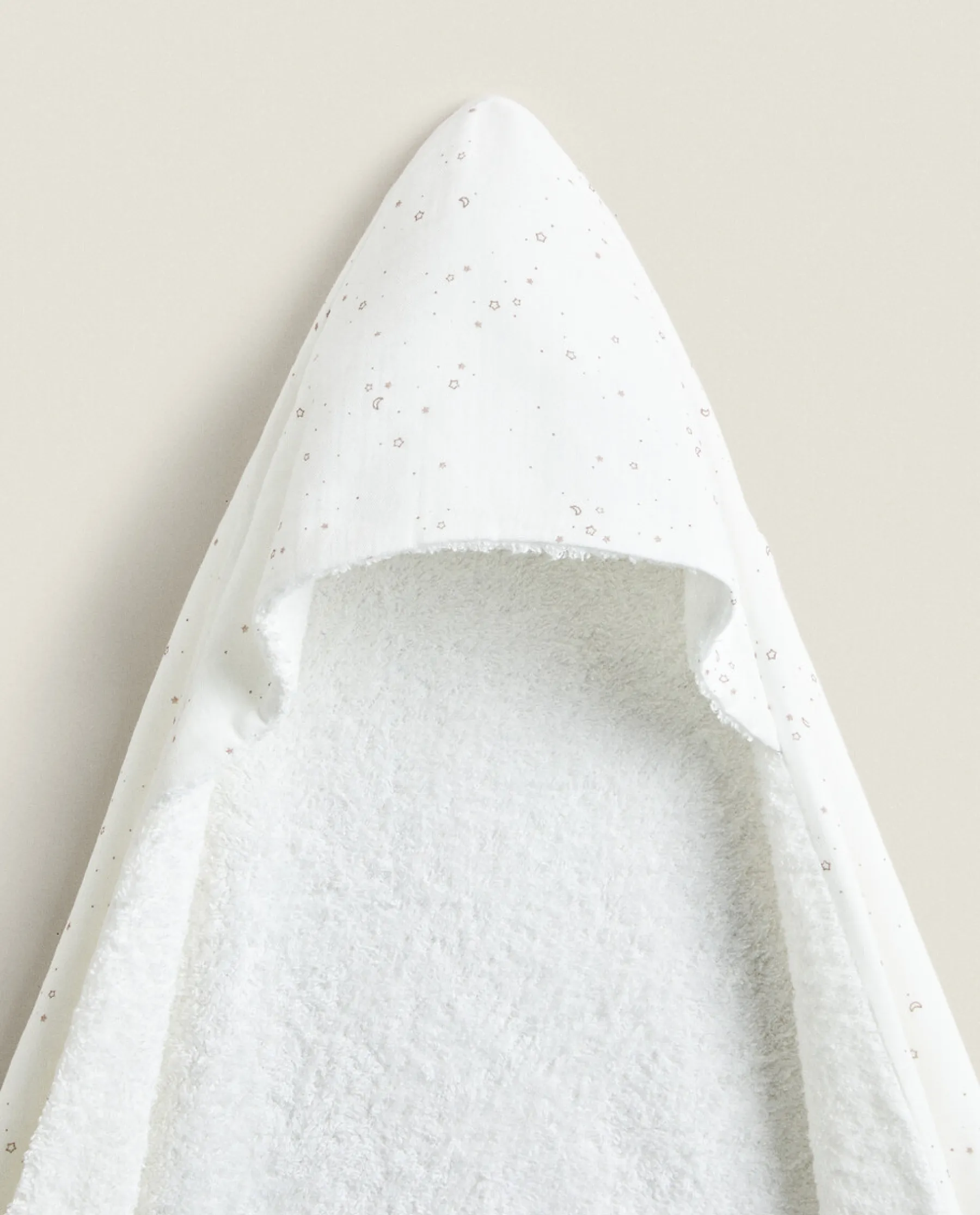 ZARA Home Star Hooded Towel