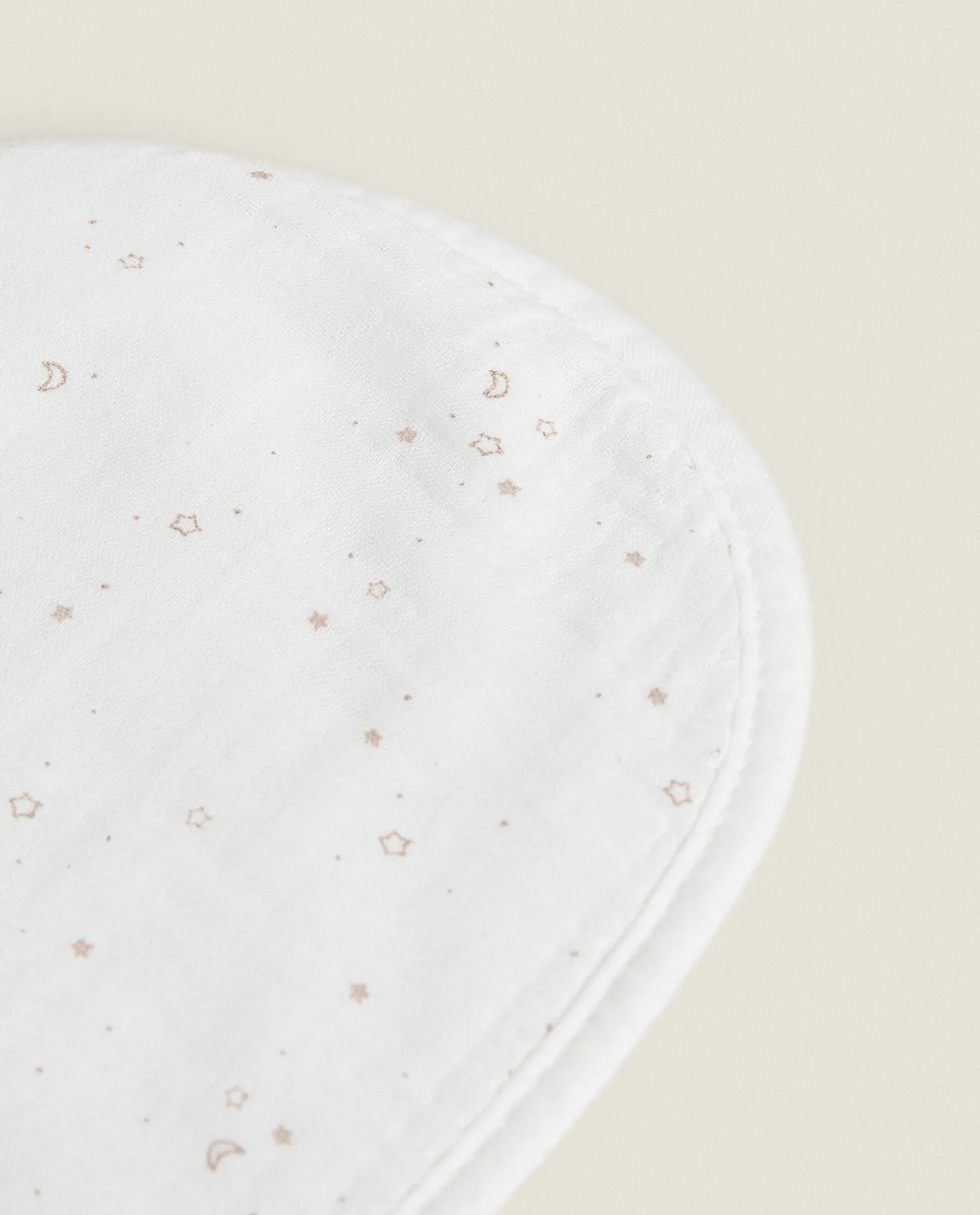 ZARA Home Star Print Shoulder Bib