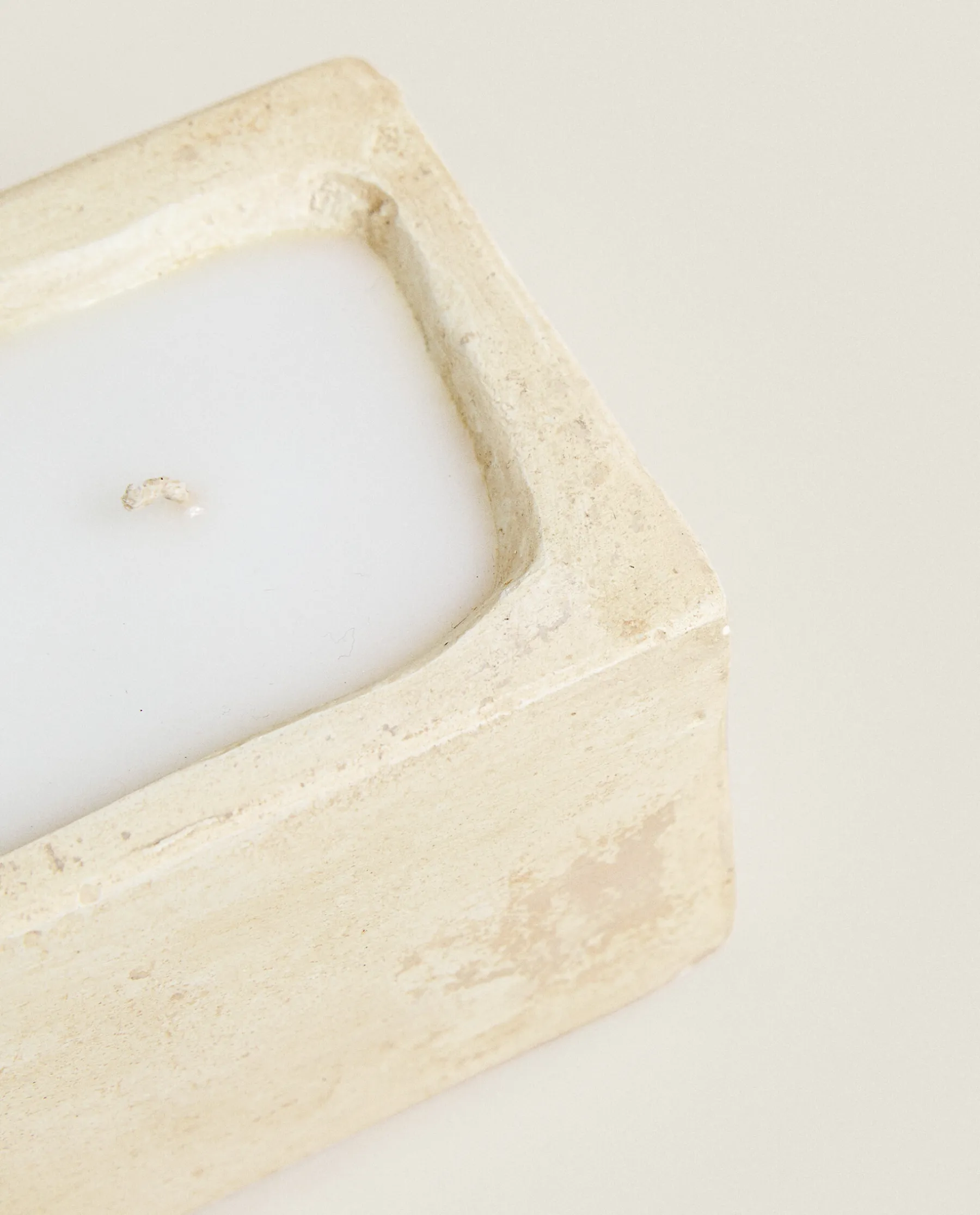 ZARA Home Stone Style Candle