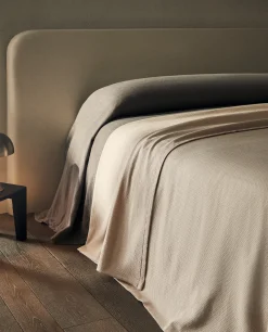 ZARA Home Textured Bedspread