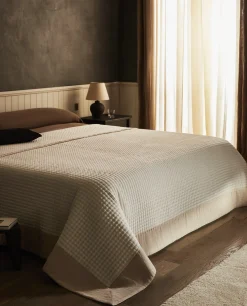 ZARA Home Textured Quilt With Linen Border