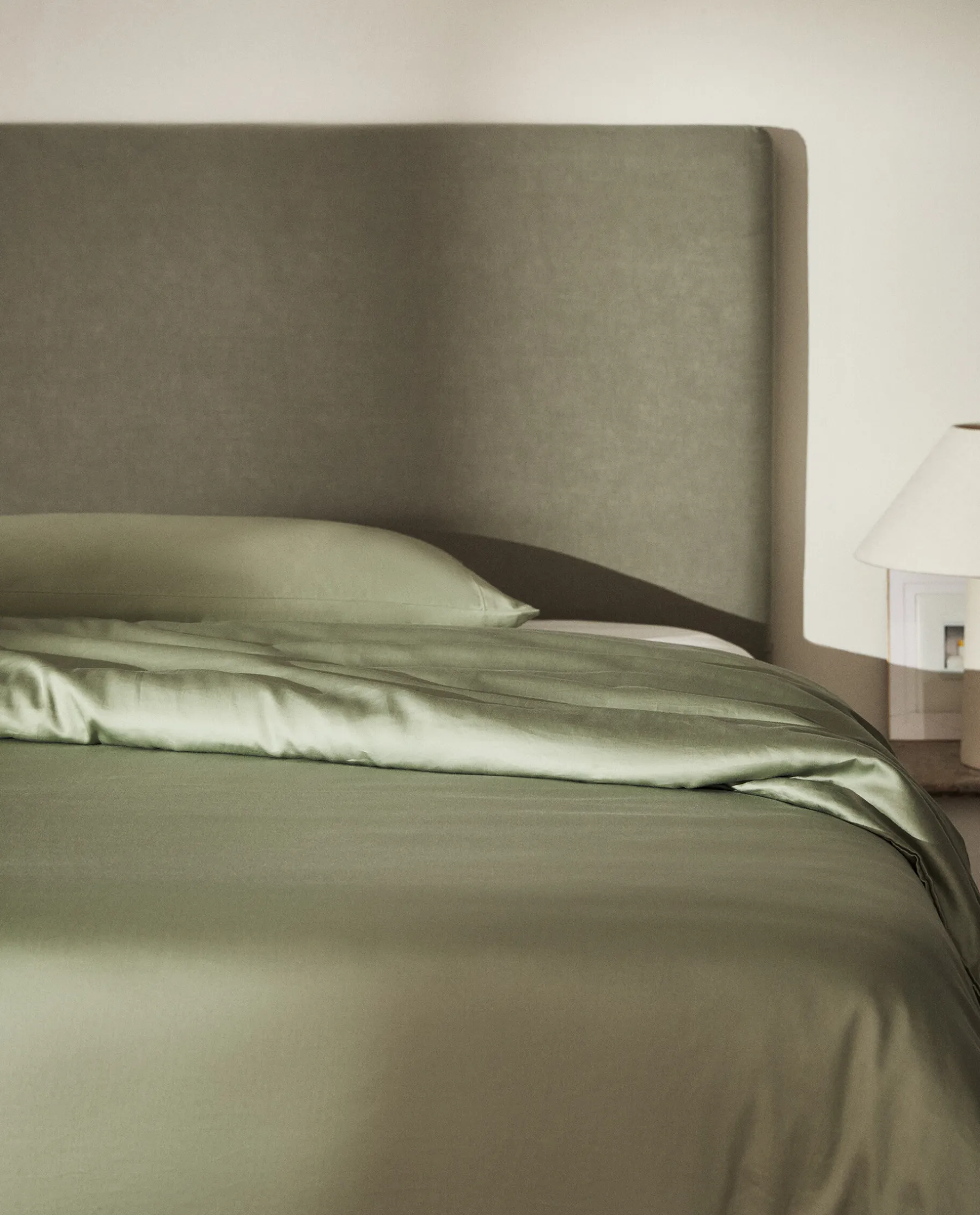 ZARA Home (300-Thread-Count) Cotton Sateen Duvet Cover