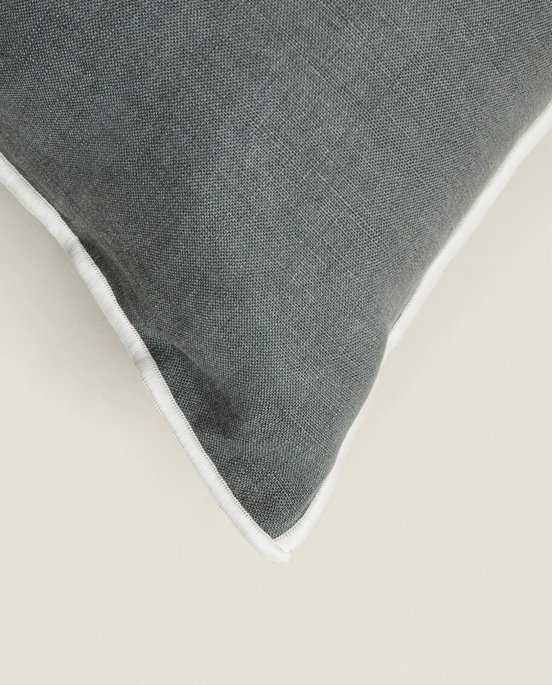 ZARA Home Throw Pillow Cover With Overlocking