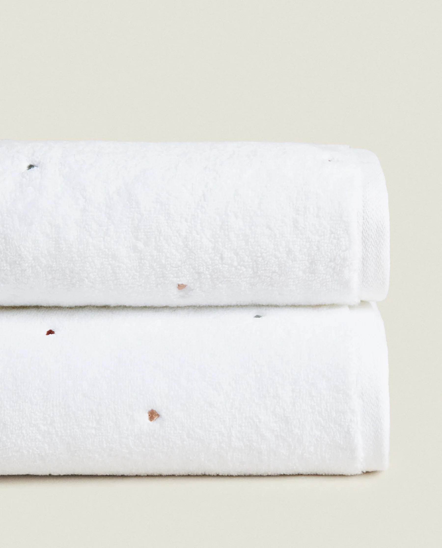ZARA Home Towel With Embroidered Hearts