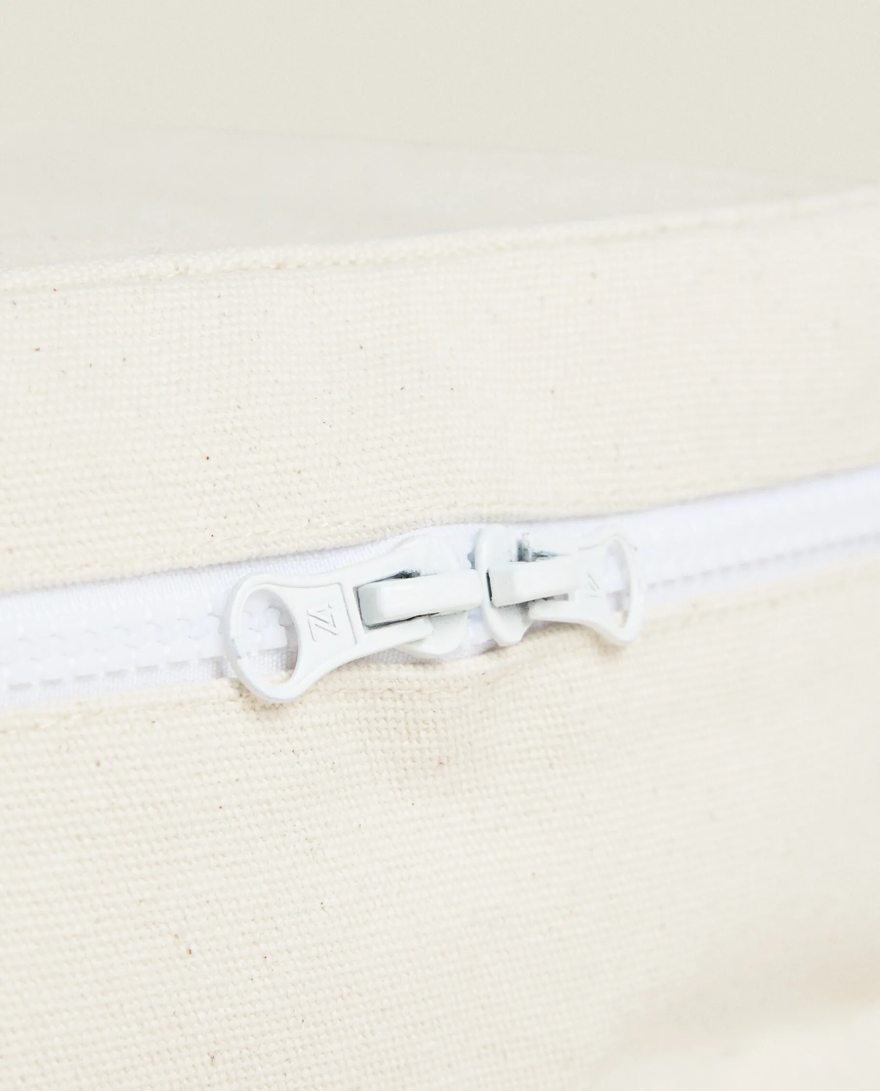 ZARA Home Travel Toiletry Bag X Saint-Lazare