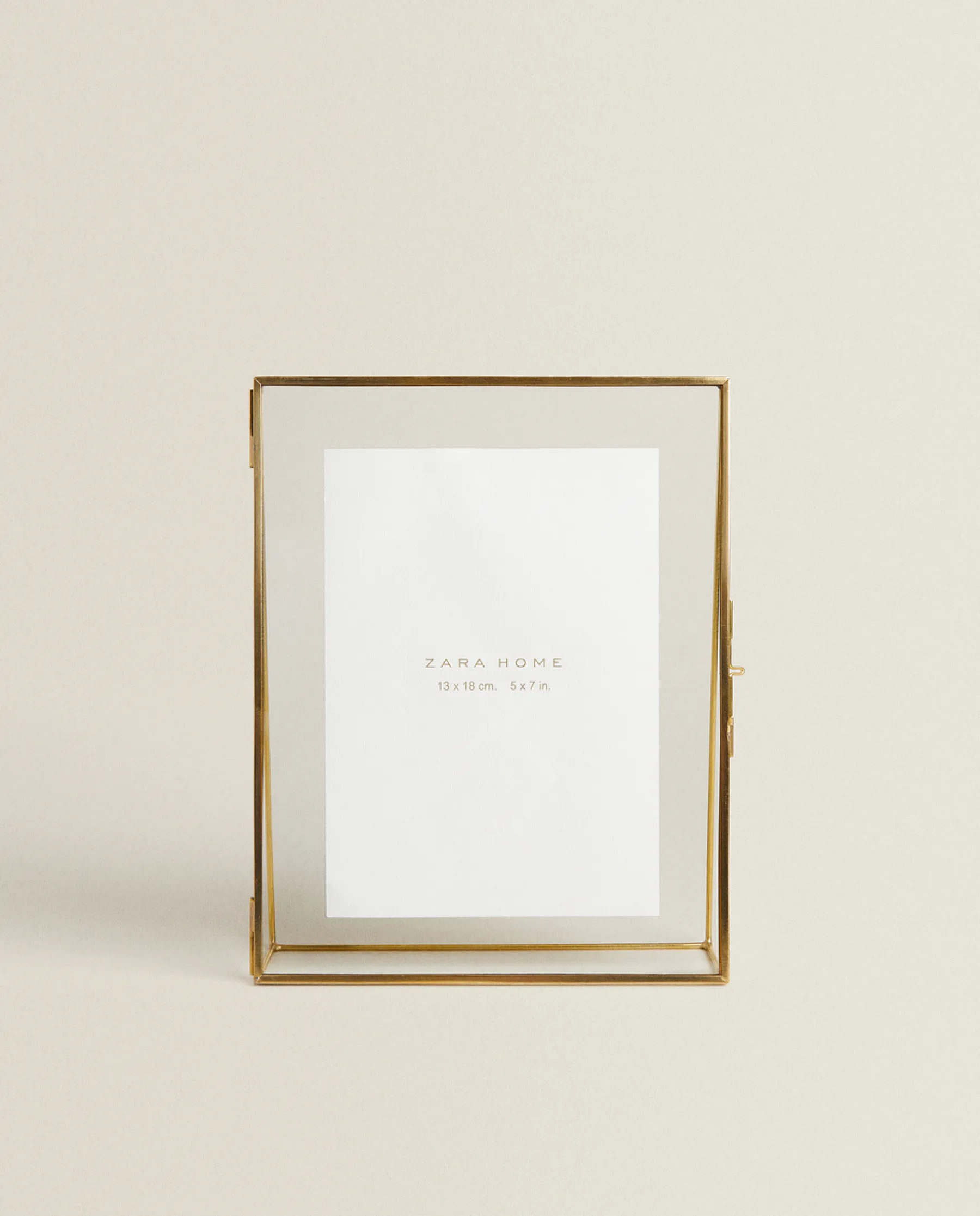 ZARA Home Triangular Frame