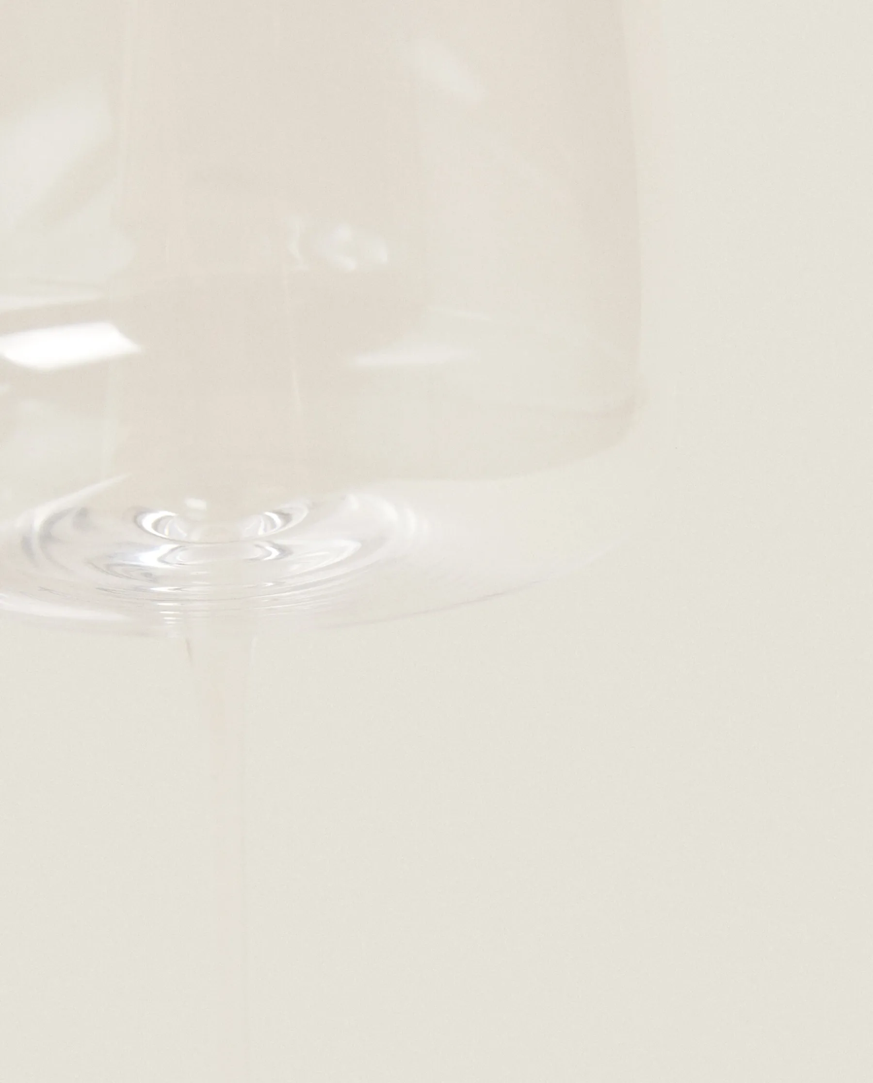 ZARA Home Ultra Lightweight Glass Wine Glass