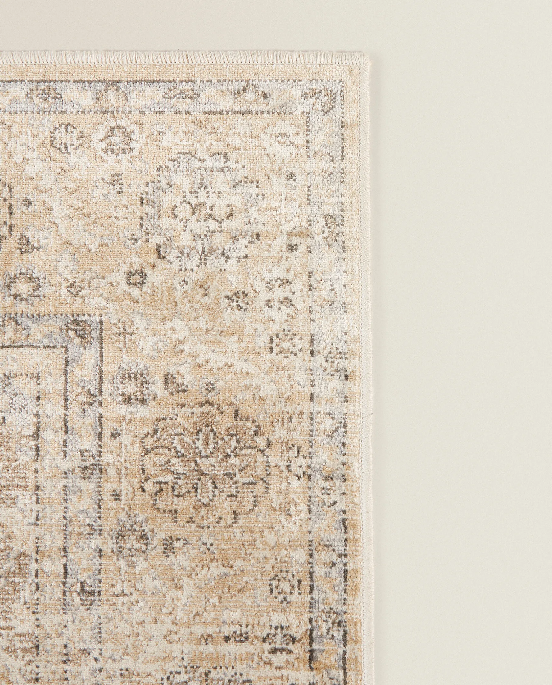 ZARA Home Vintage Style Rug
