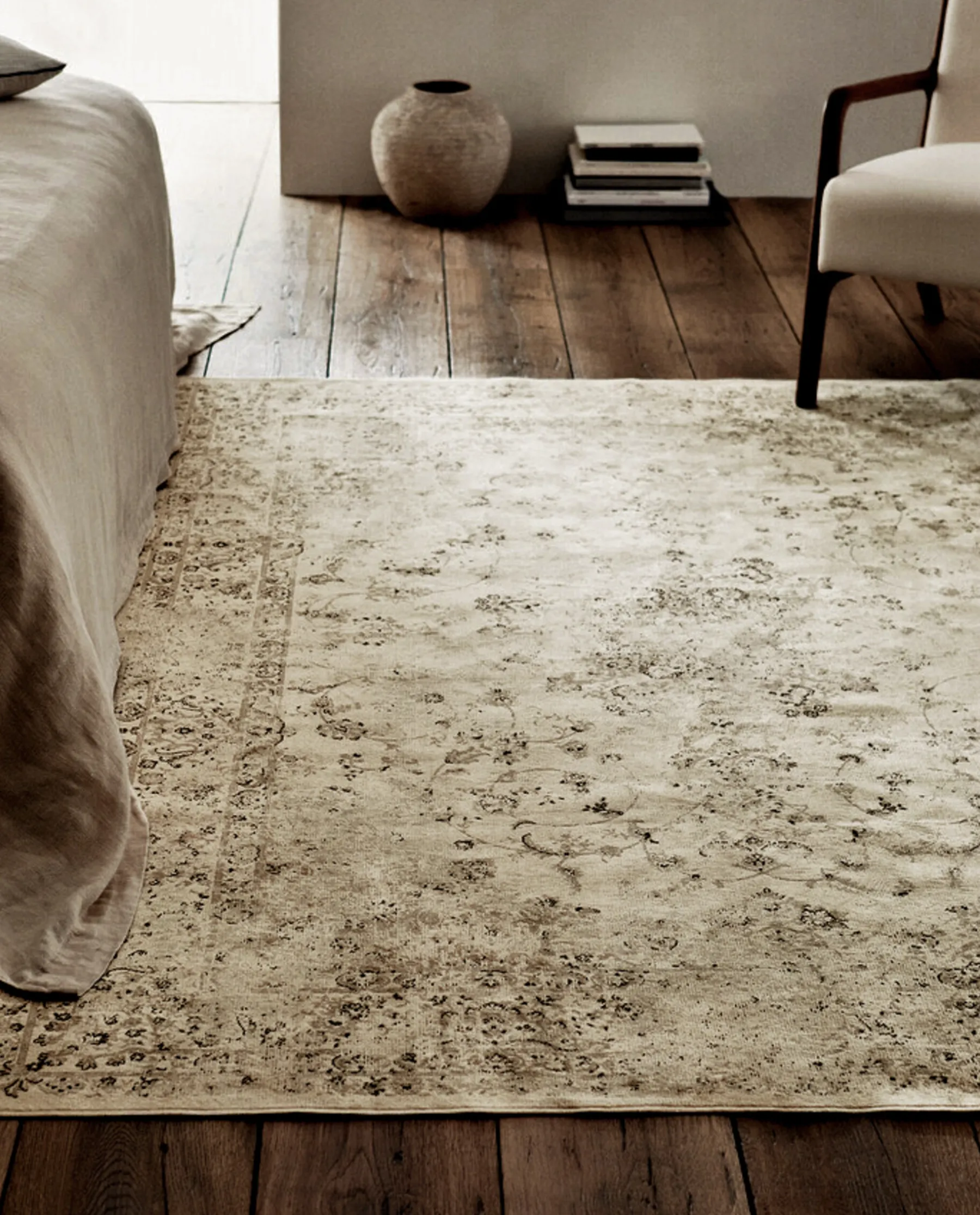 ZARA Home Vintage-Effect Rug