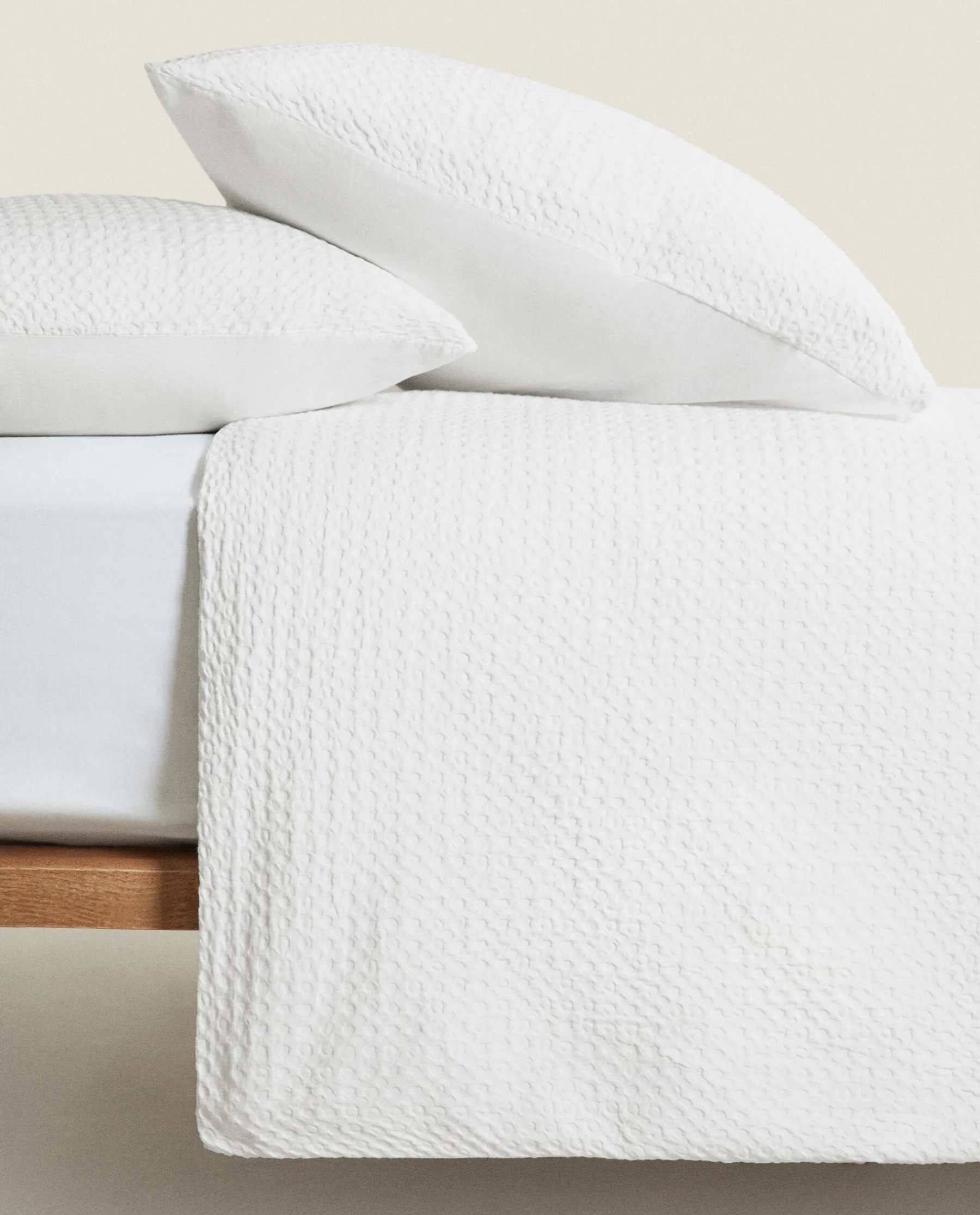 ZARA Home Waffle-Knit Duvet Cover