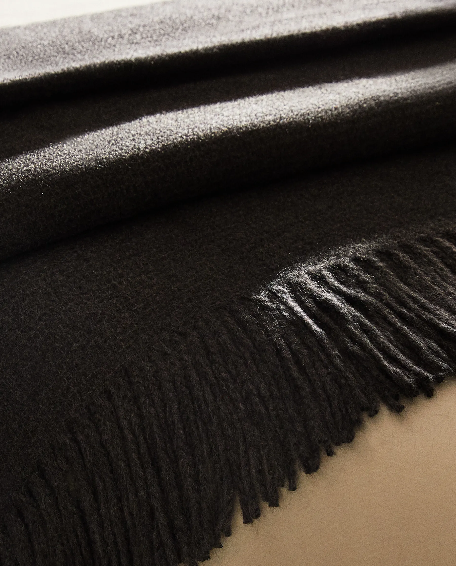 ZARA Home Waffle-Texture Blanket