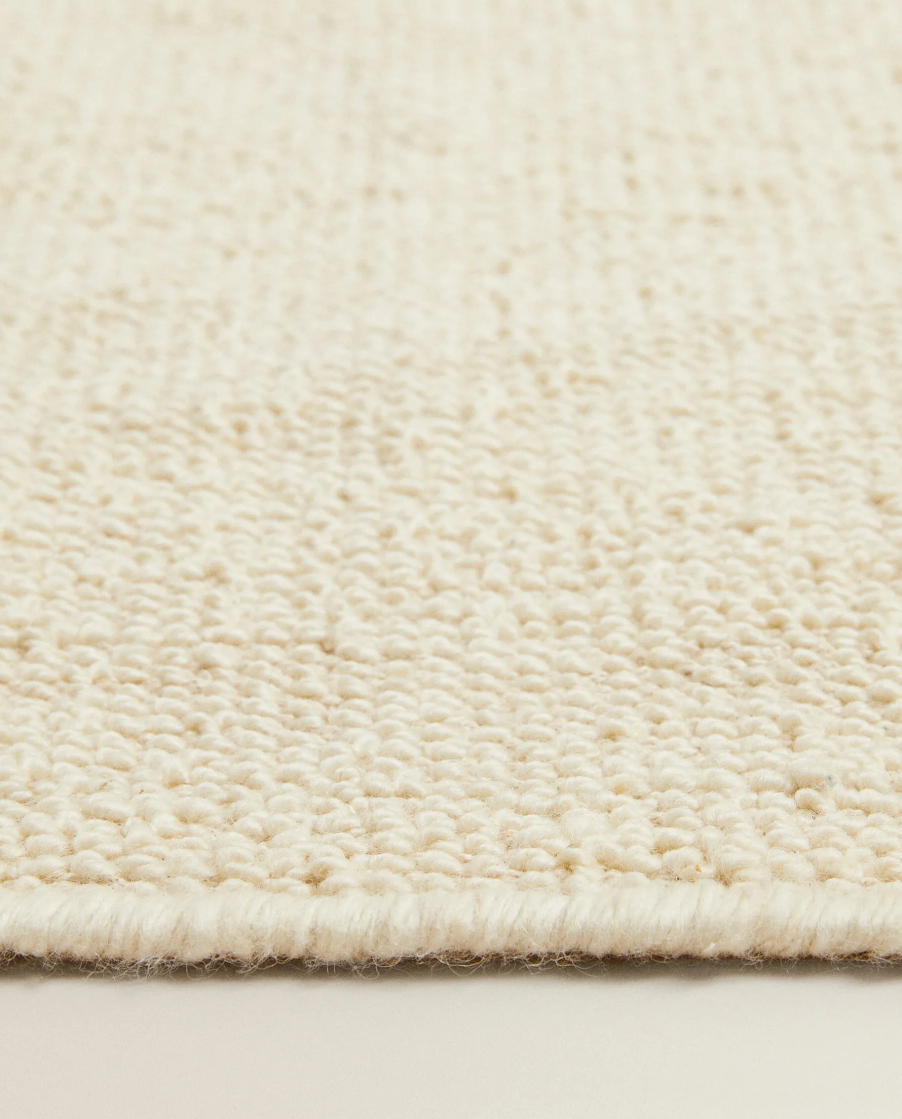 ZARA Home Wavy Woolen Rug