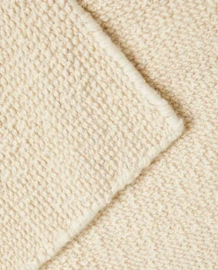 ZARA Home Wavy Woolen Rug