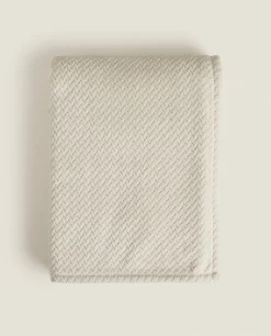 ZARA Home Weave Textured Fleece Blanket