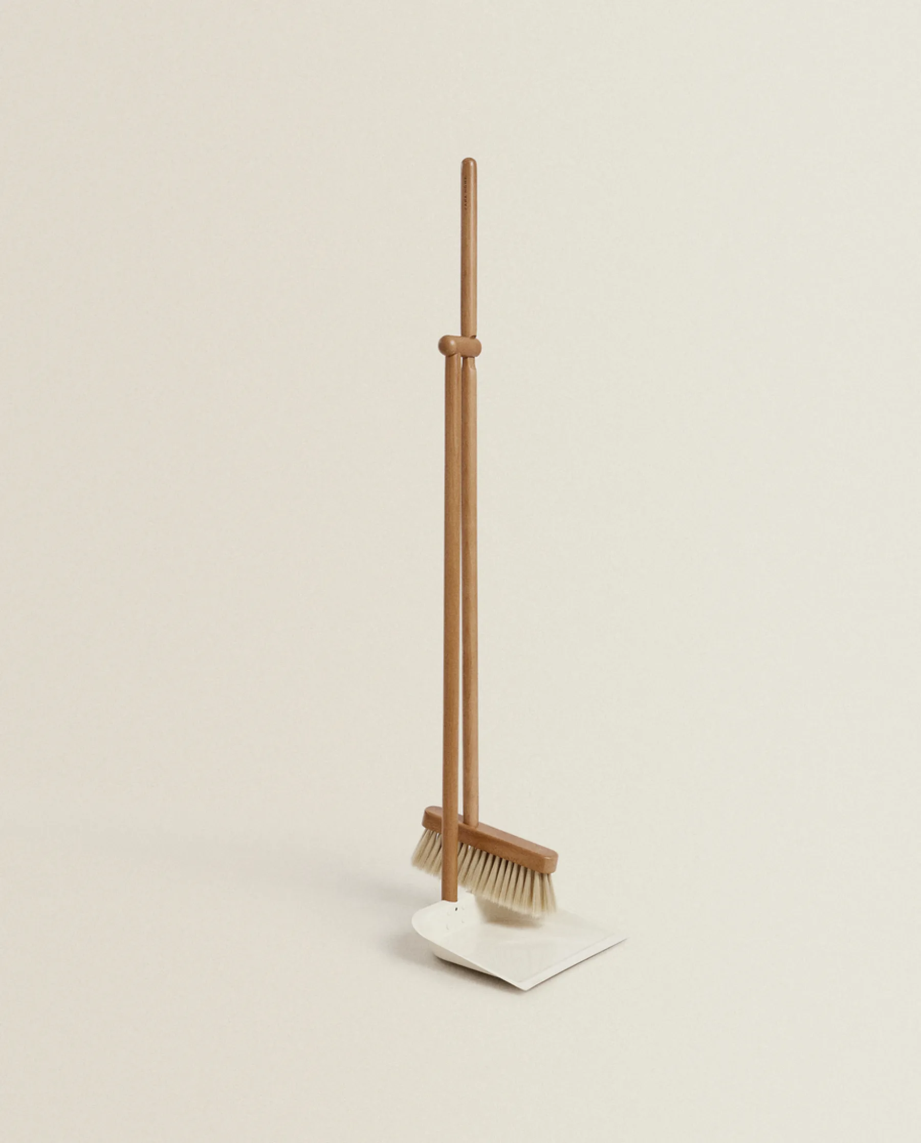 ZARA Home Wooden Dustpan And Brush Set