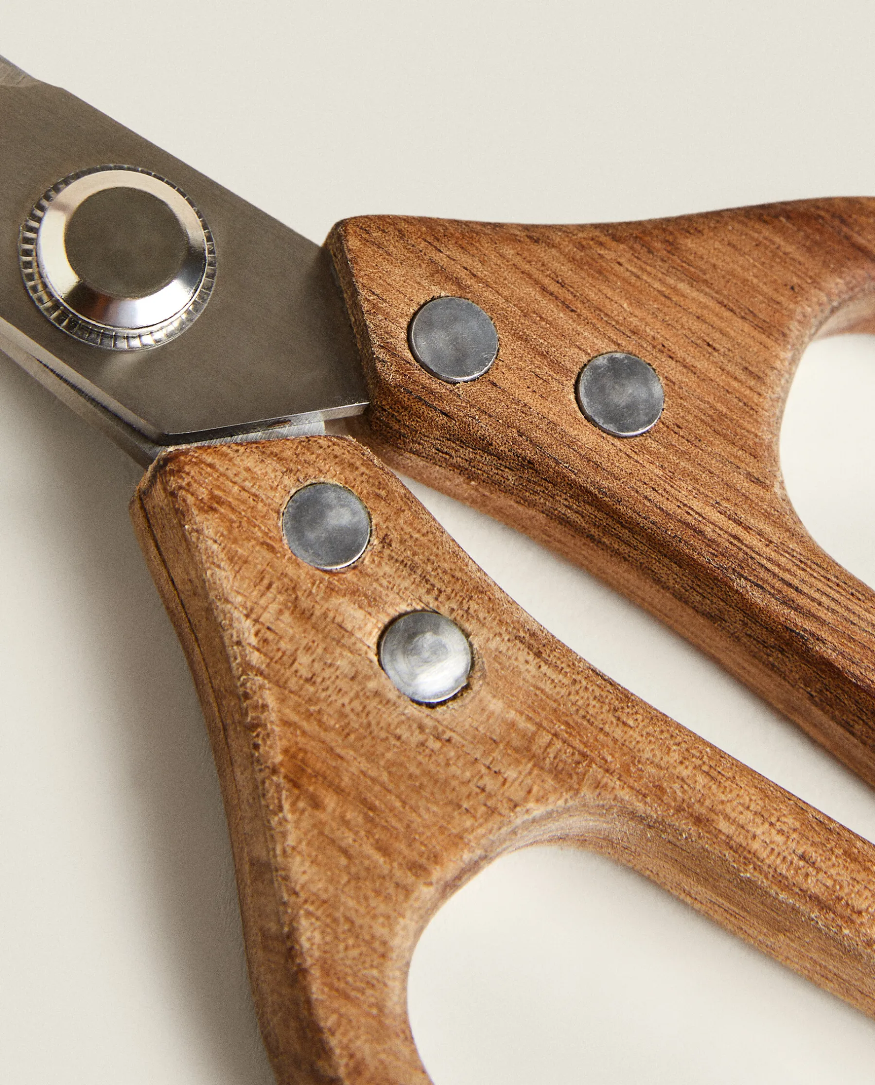 ZARA Home Wooden Kitchen Scissors