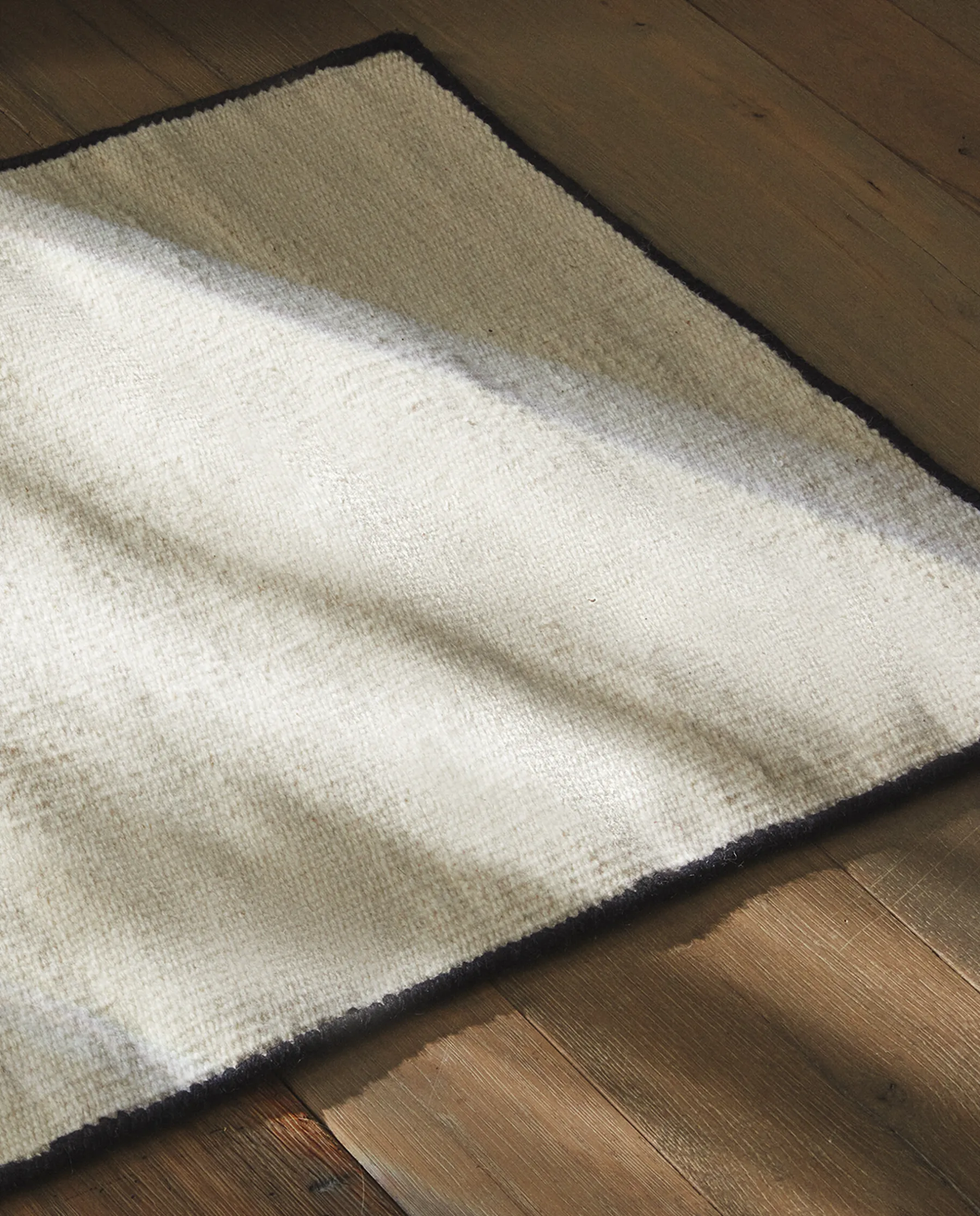 ZARA Home Wool Overlock Rug