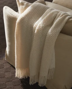 ZARA Home Woven Blanket With Fringing
