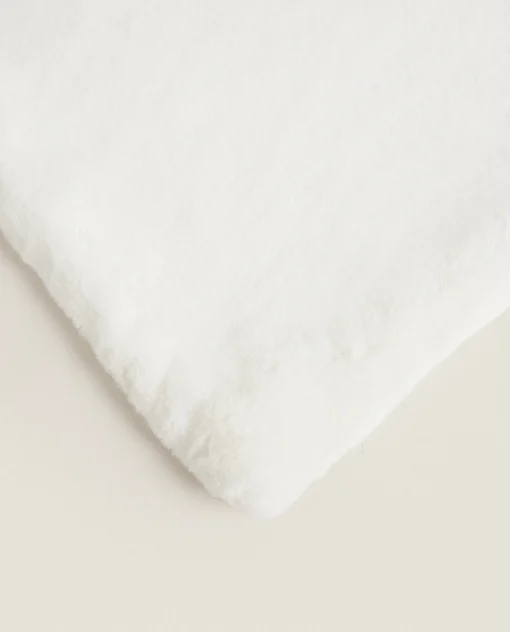 ZARA Home Xl Plain Faux Fur Blanket