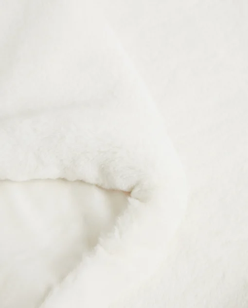 ZARA Home Xl Plain Faux Fur Blanket